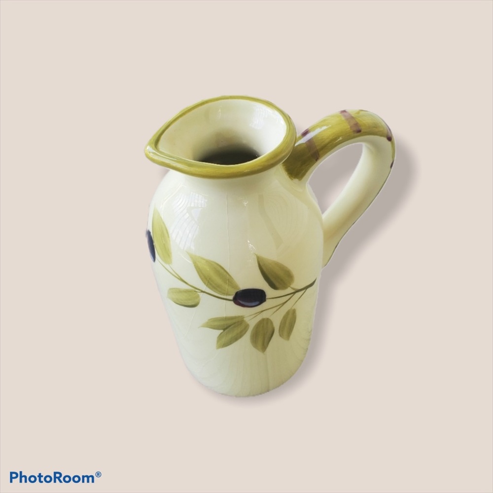 Tiny porcelain vase